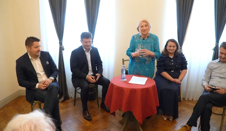 A zecea întâlnire „Susținem Excelența" la Arad a omagiat conducerea Casei de Pensii